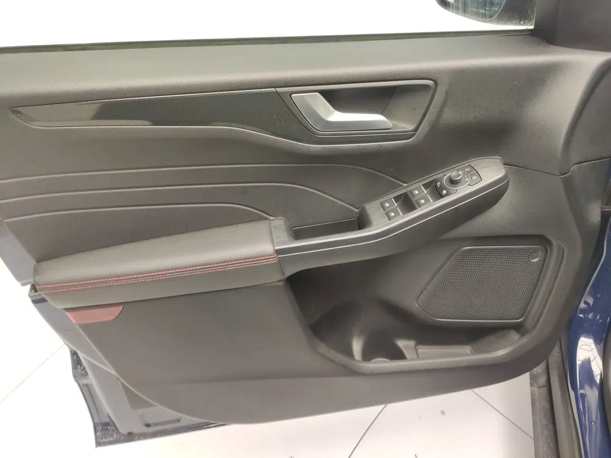 Ford Kuga usata a Avellino (16)