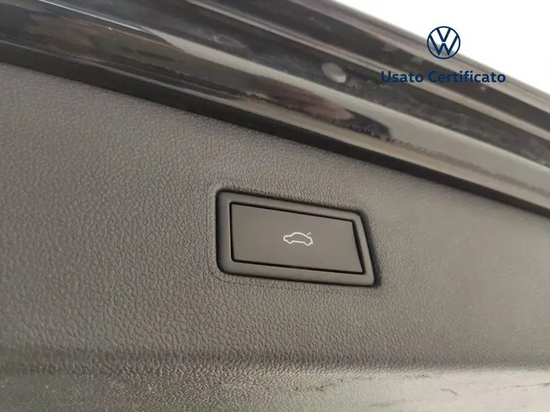 Volkswagen Tiguan usata a Avellino (18)
