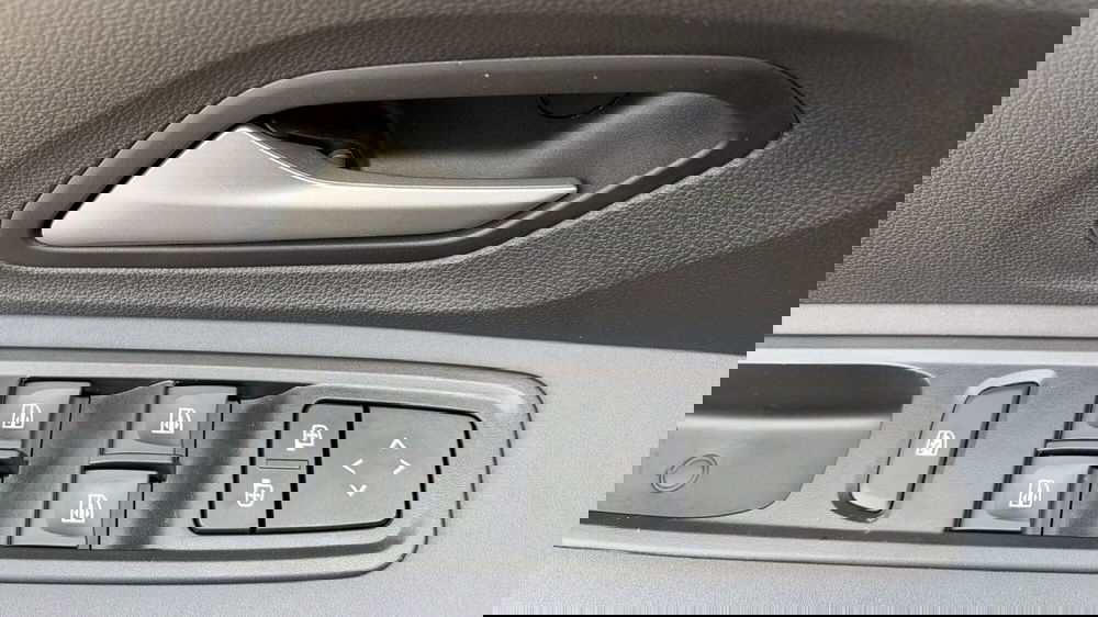 Dacia Jogger nuova a Treviso (18)