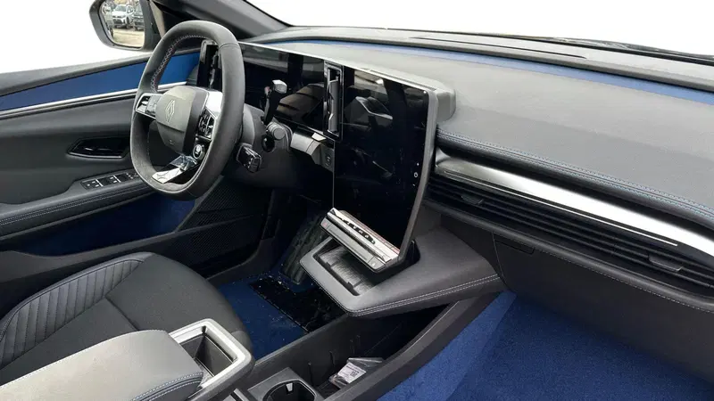 Renault Megane E-Tech Electric nuova a Treviso (10)