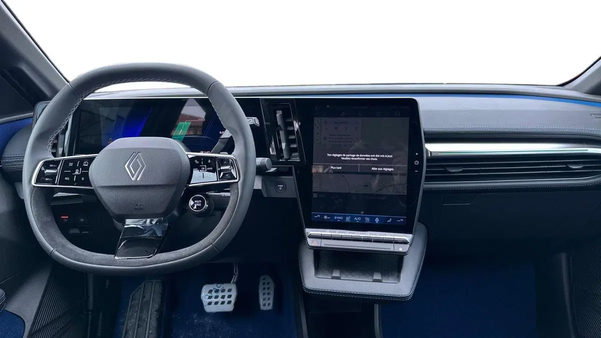 Renault Megane E-Tech Electric nuova a Treviso (12)
