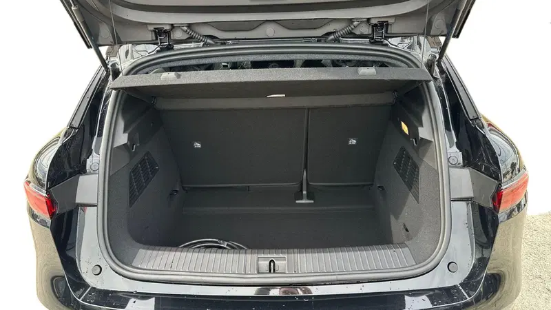 Renault Megane E-Tech Electric nuova a Treviso (9)