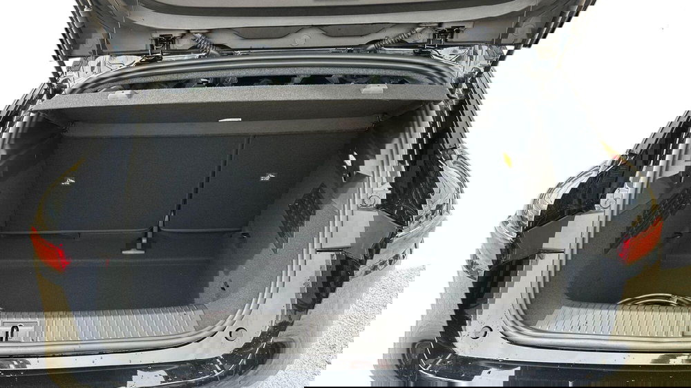 Renault Megane E-Tech Electric nuova a Treviso (9)