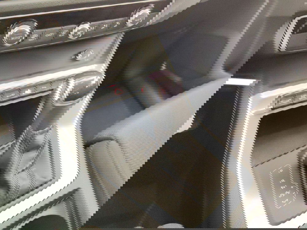 Audi Q3 Sportback usata a Massa-Carrara (11)