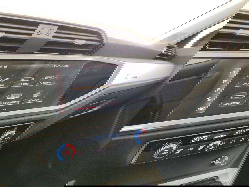 Audi Q3 Sportback usata a Massa-Carrara (12)