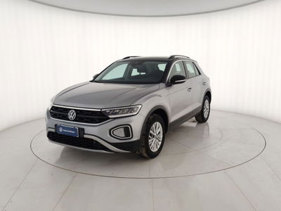 Volkswagen T-Roc 2.0 tdi Life 150cv dsg del 2024 usata a Massa
