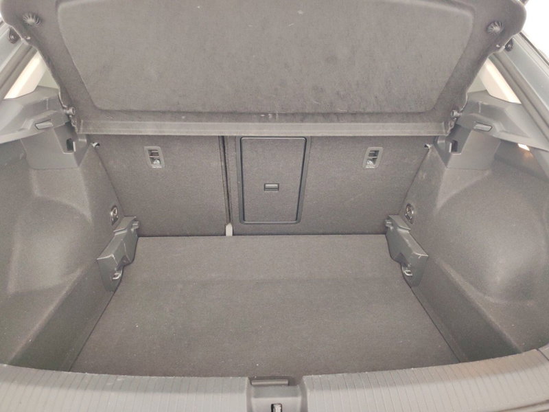 Volkswagen T-Roc usata a Massa-Carrara (16)