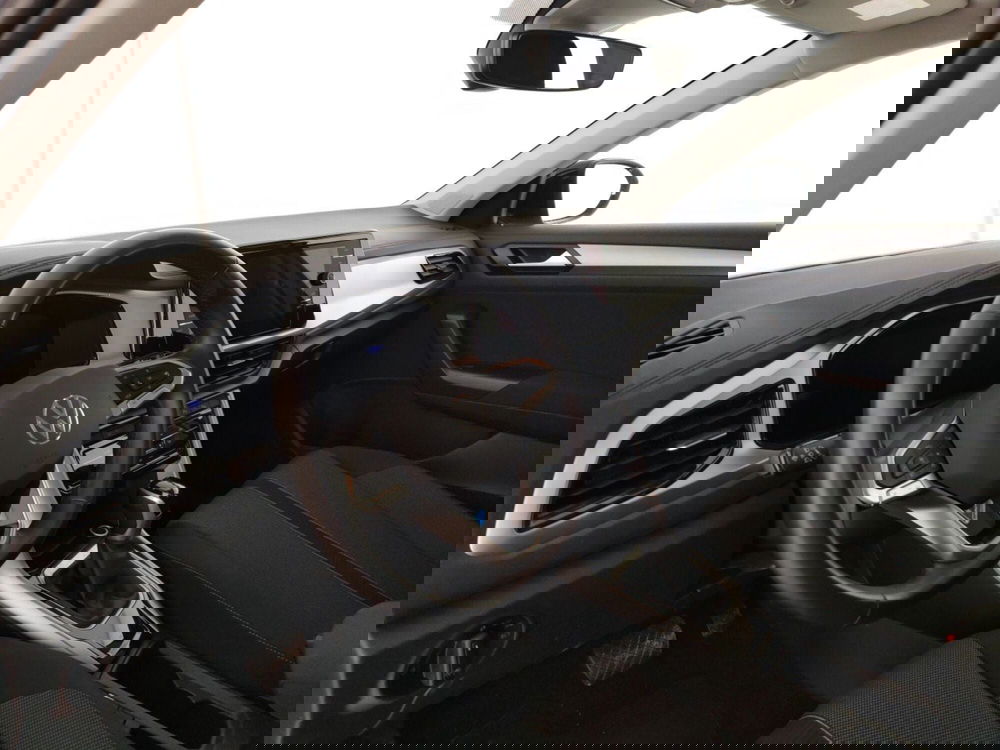 Volkswagen T-Roc usata a Massa-Carrara (8)