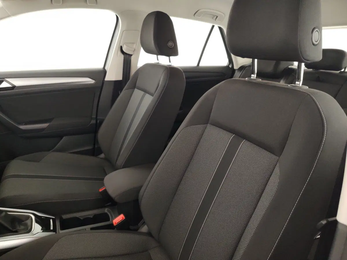 Volkswagen T-Roc usata a Massa-Carrara (9)