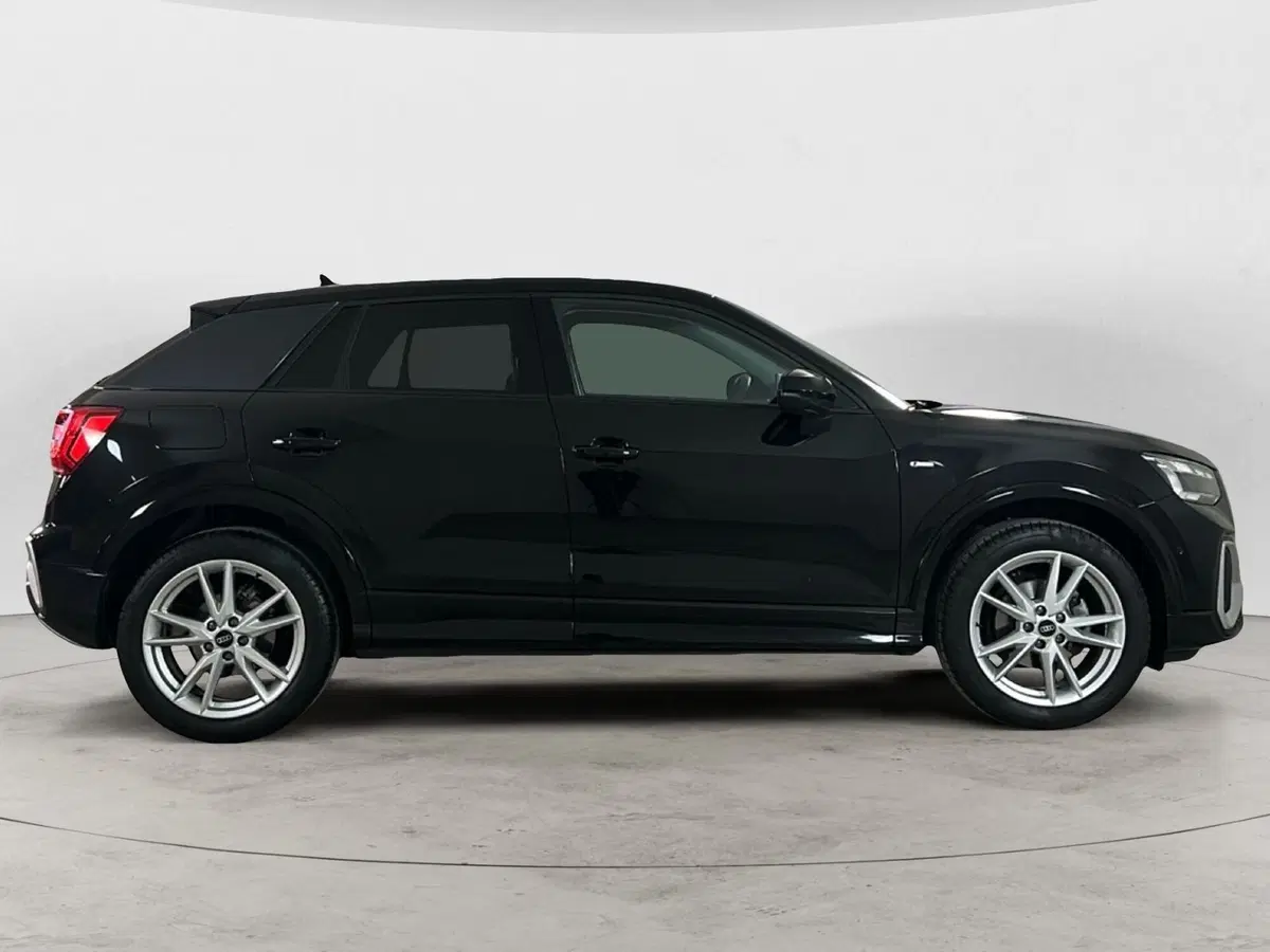 Audi Q2 usata a Caserta (5)