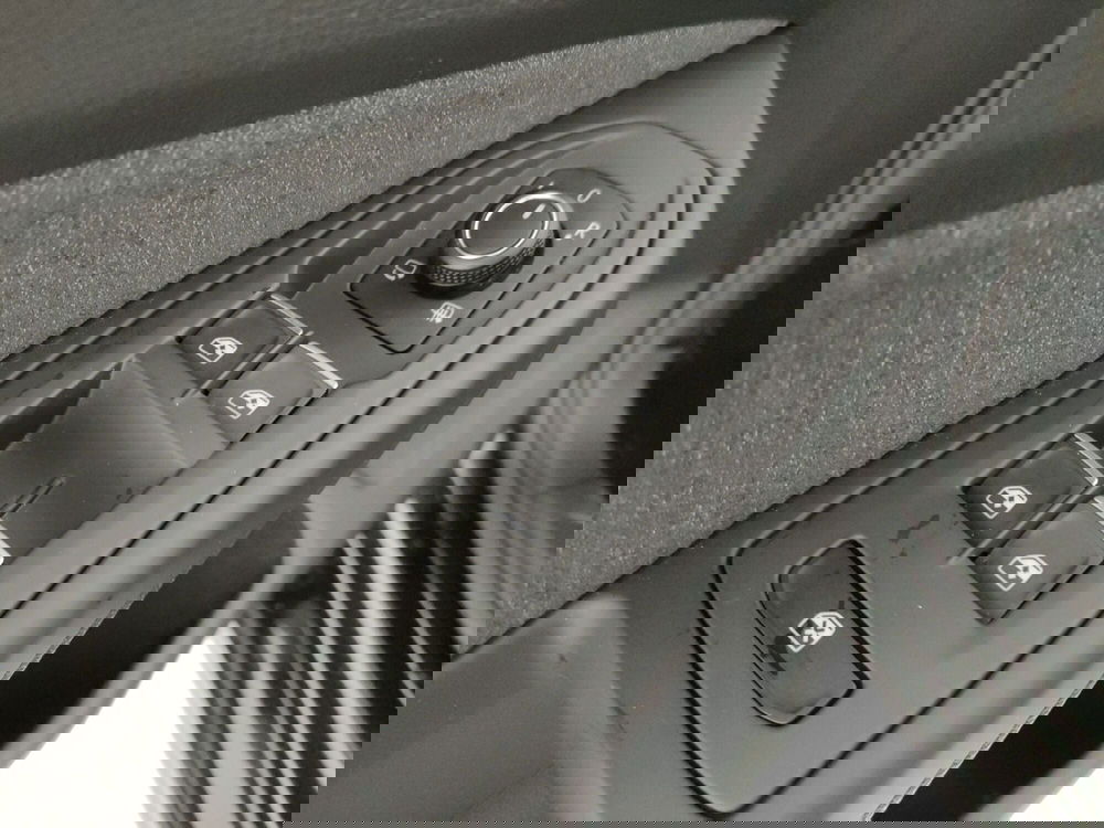 Volkswagen Golf usata a Napoli (12)