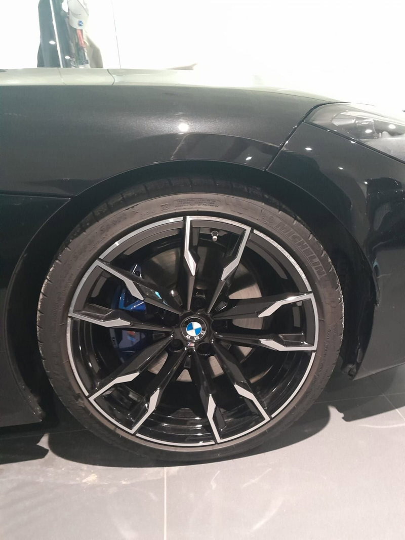 BMW Z4 Cabrio usata a Asti (13)