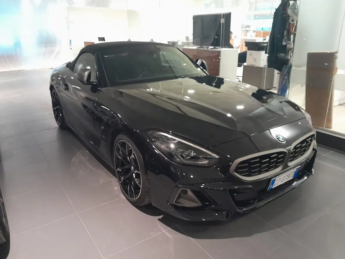 BMW Z4 Cabrio usata a Asti (3)
