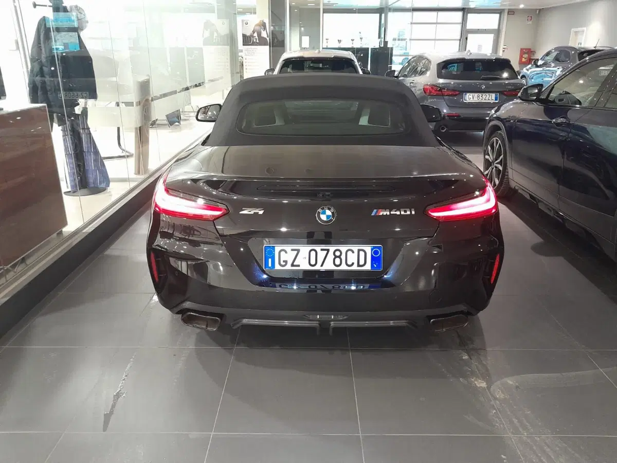 BMW Z4 Cabrio usata a Asti (6)