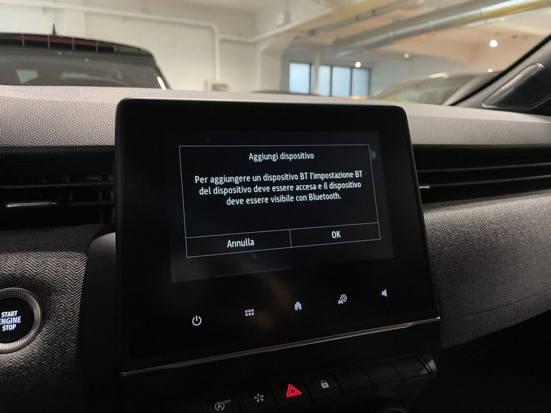 Renault Clio usata a Milano (11)