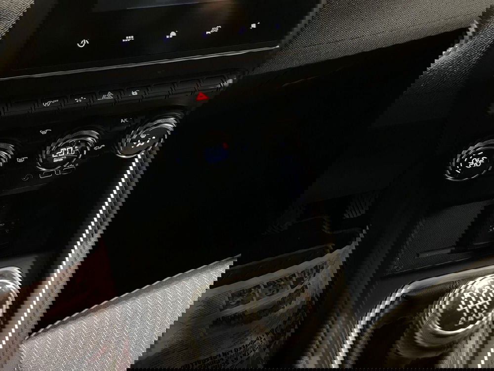 Renault Clio usata a Milano (14)