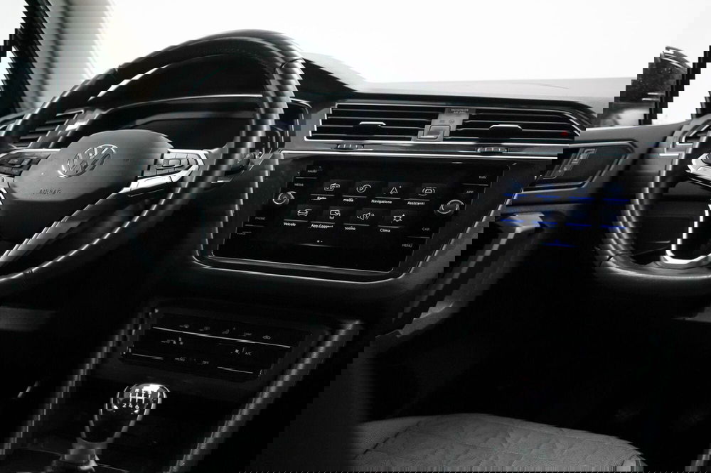 Volkswagen Tiguan usata a Varese (14)