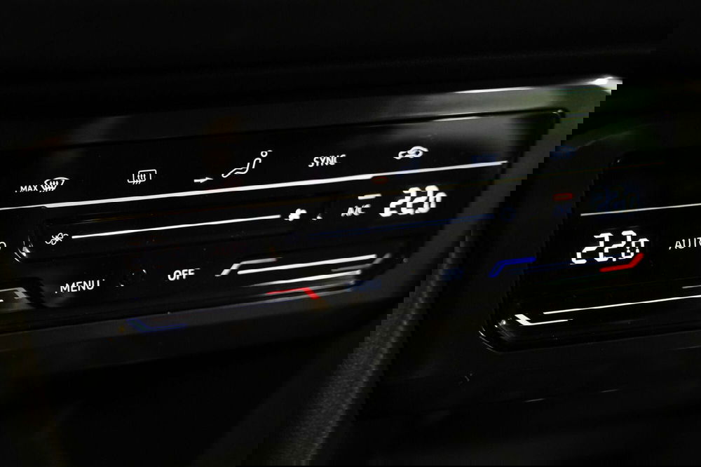 Volkswagen Tiguan usata a Varese (18)