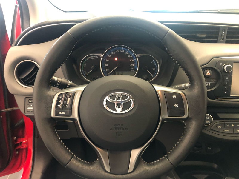 Toyota Yaris usata a Bergamo (14)