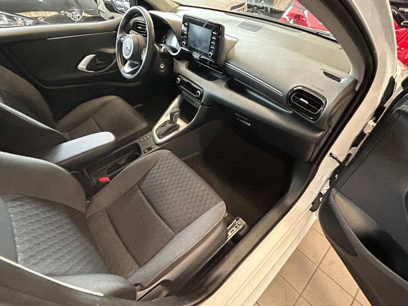 Toyota Yaris usata a Bergamo (6)