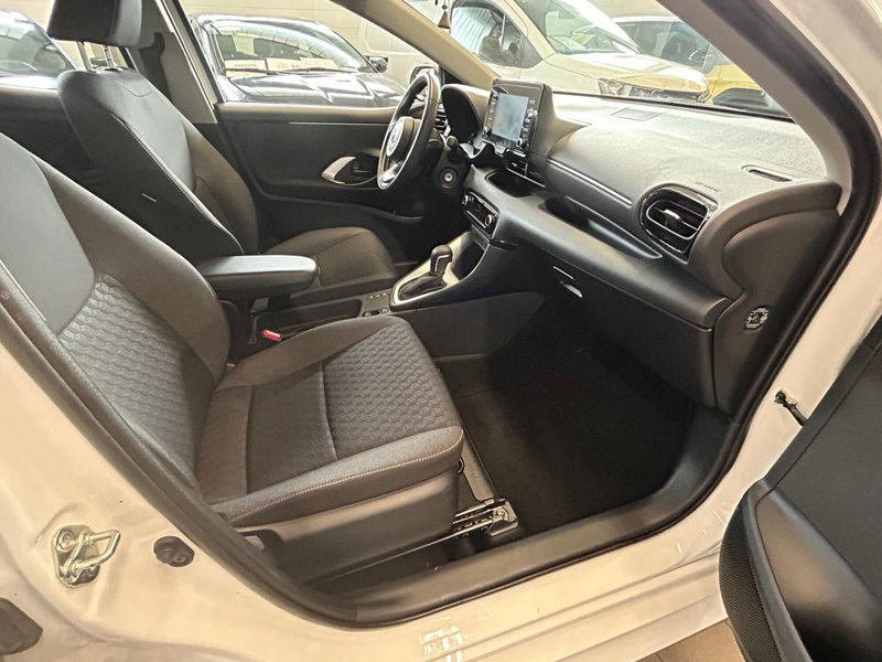 Toyota Yaris usata a Bergamo (7)