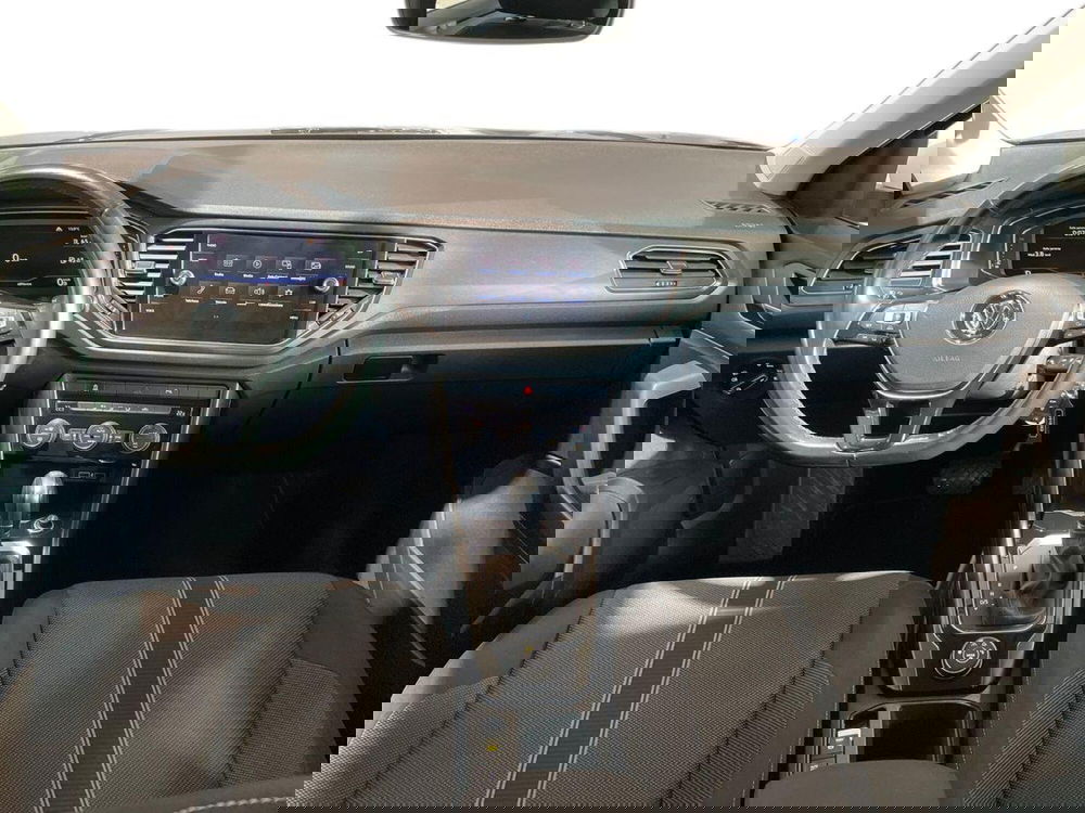 Volkswagen T-Roc usata a Pistoia (11)