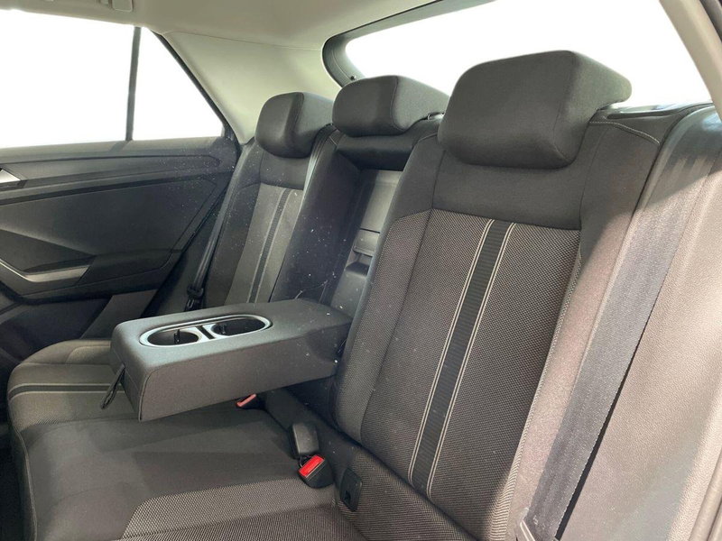 Volkswagen T-Roc usata a Pistoia (12)