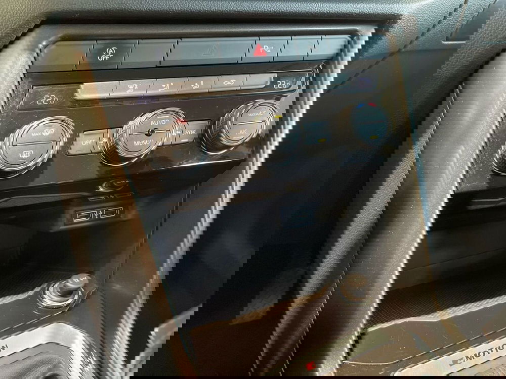 Volkswagen T-Roc usata a Pistoia (15)