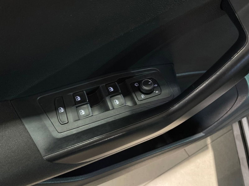 Volkswagen T-Roc usata a Pistoia (17)