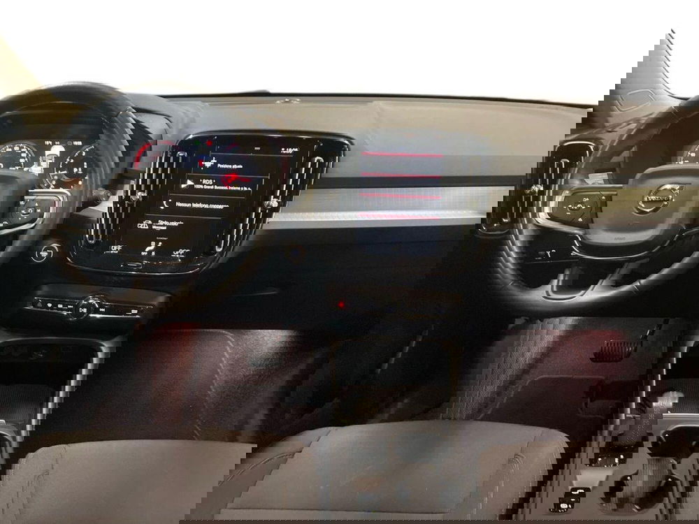 Volvo XC40 usata a Firenze (11)