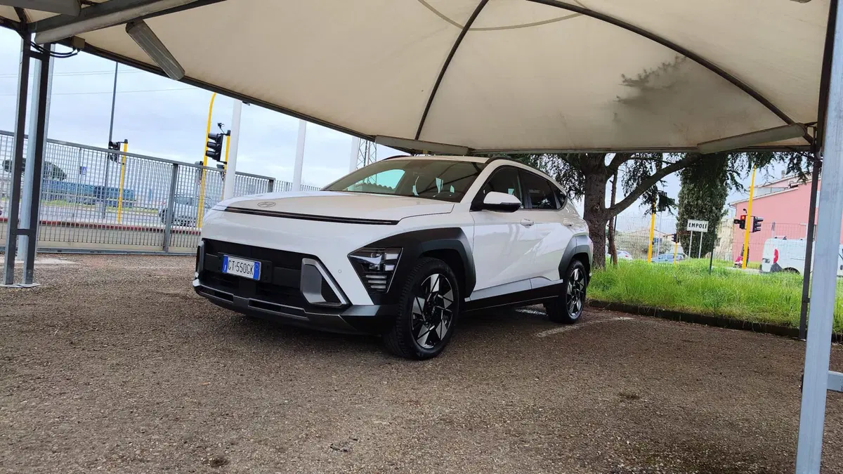 Hyundai Kona usata a Firenze