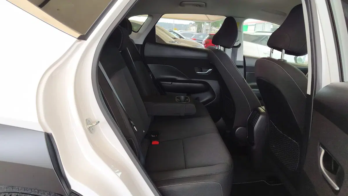 Hyundai Kona usata a Firenze (12)