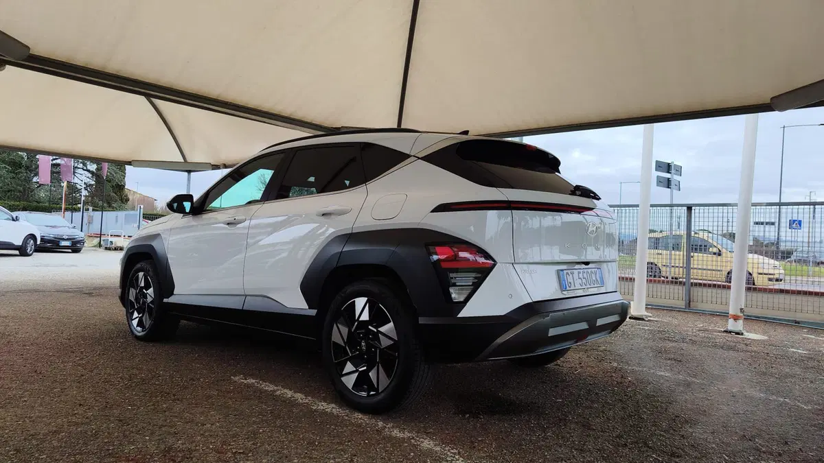 Hyundai Kona usata a Firenze (6)