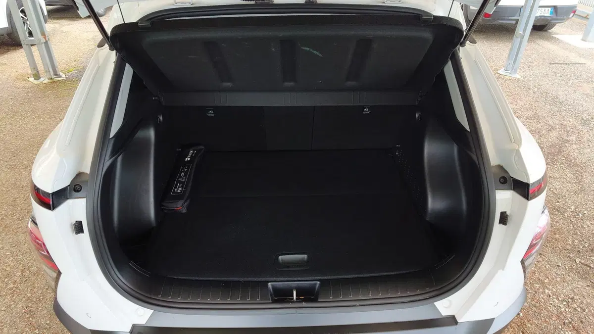 Hyundai Kona usata a Firenze (8)