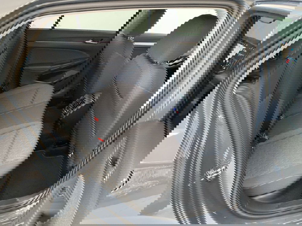 Volkswagen Golf nuova a Lodi (7)