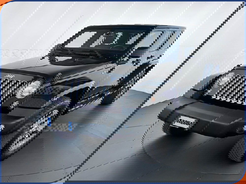 Jeep Wrangler Unlimited usata a Milano (3)