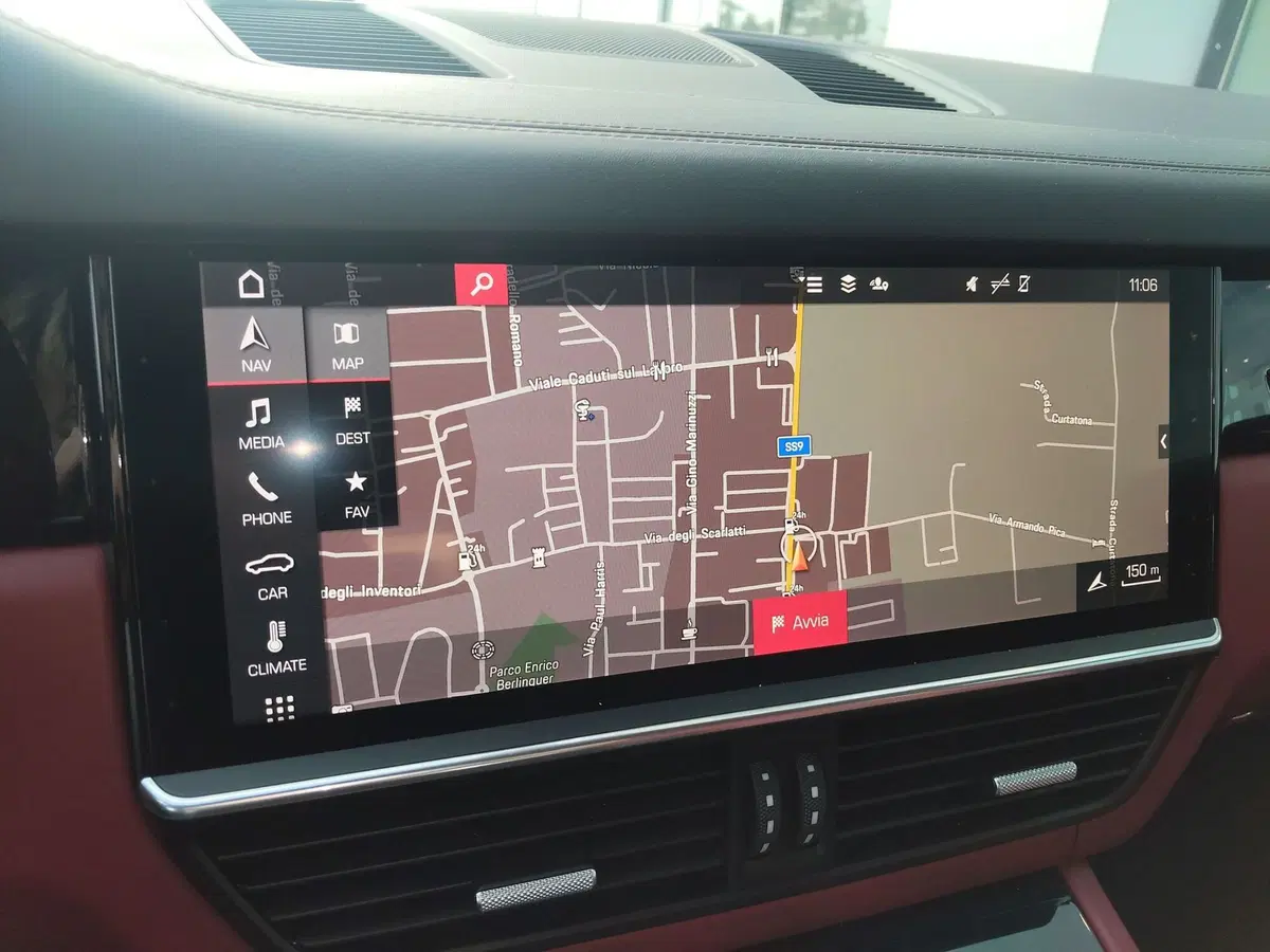 Porsche Cayenne usata a Modena (10)