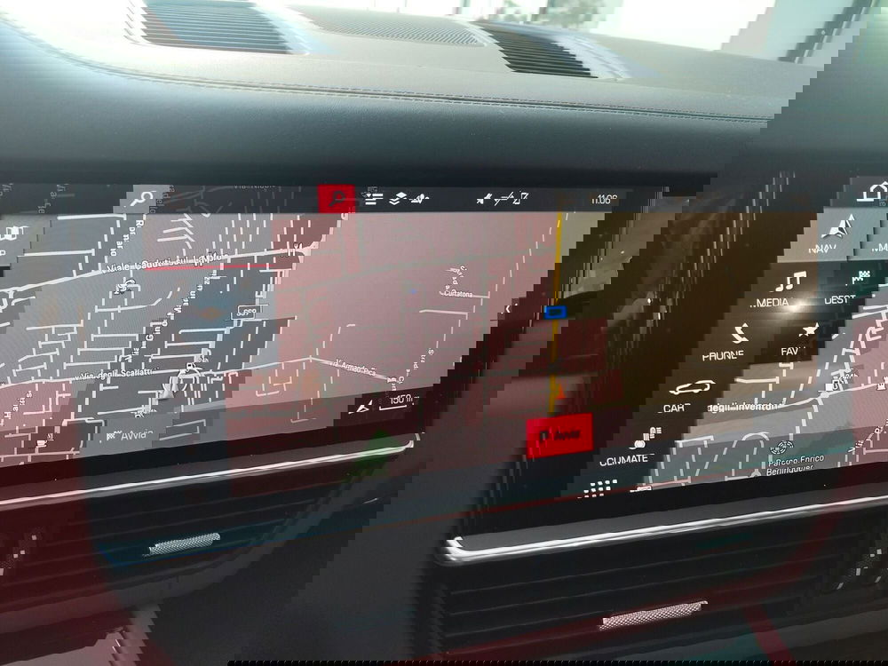 Porsche Cayenne usata a Modena (10)