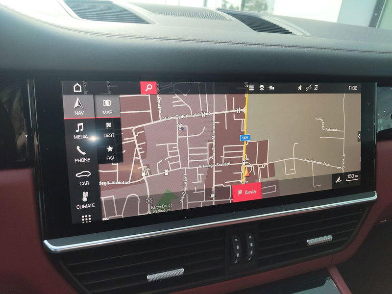 Porsche Cayenne usata a Modena (10)