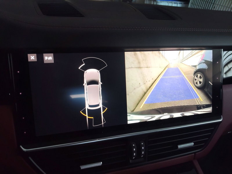 Porsche Cayenne usata a Modena (11)