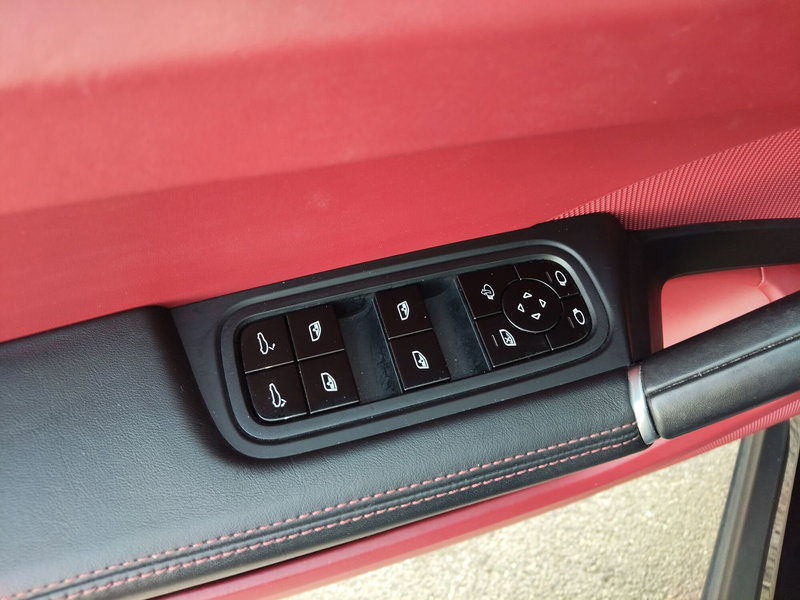 Porsche Cayenne usata a Modena (17)