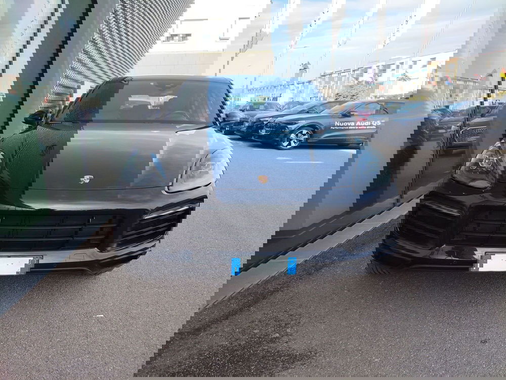 Porsche Cayenne usata a Modena (2)