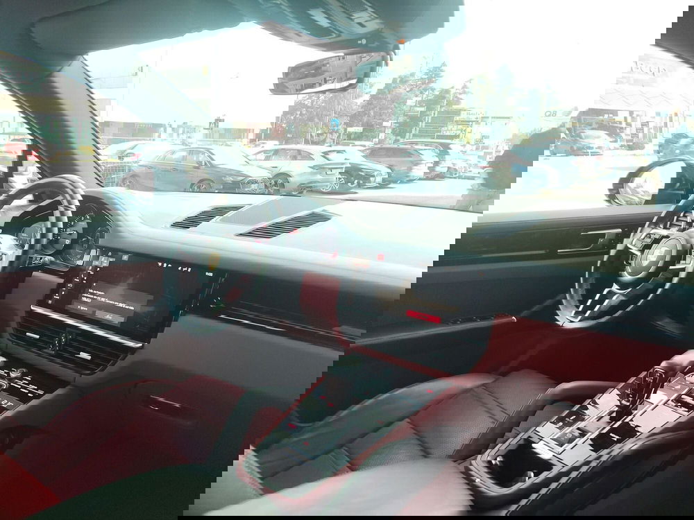 Porsche Cayenne usata a Modena (7)
