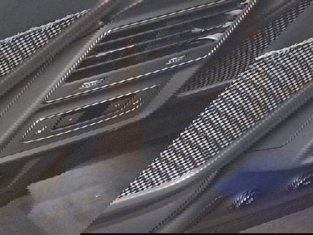 Audi Q8 usata a Bari (15)