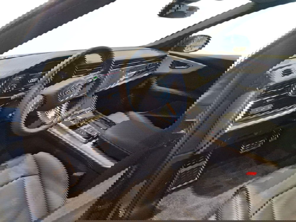 Audi Q8 usata a Bari (4)