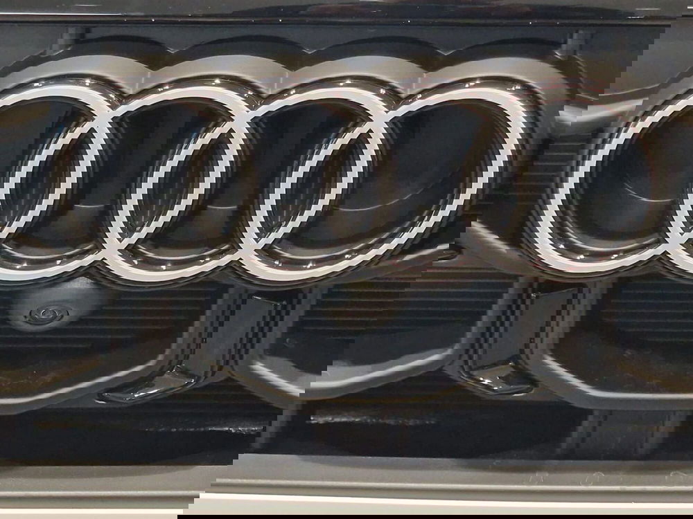 Audi Q8 usata a Bari (6)