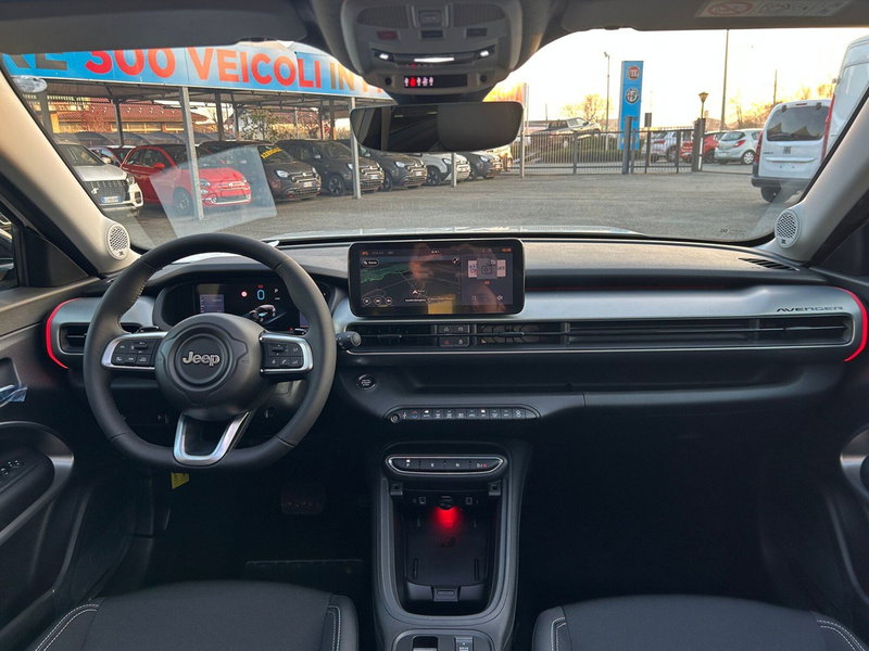 Jeep Avenger nuova a Torino (13)