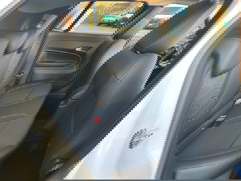 Jeep Avenger nuova a Torino (17)