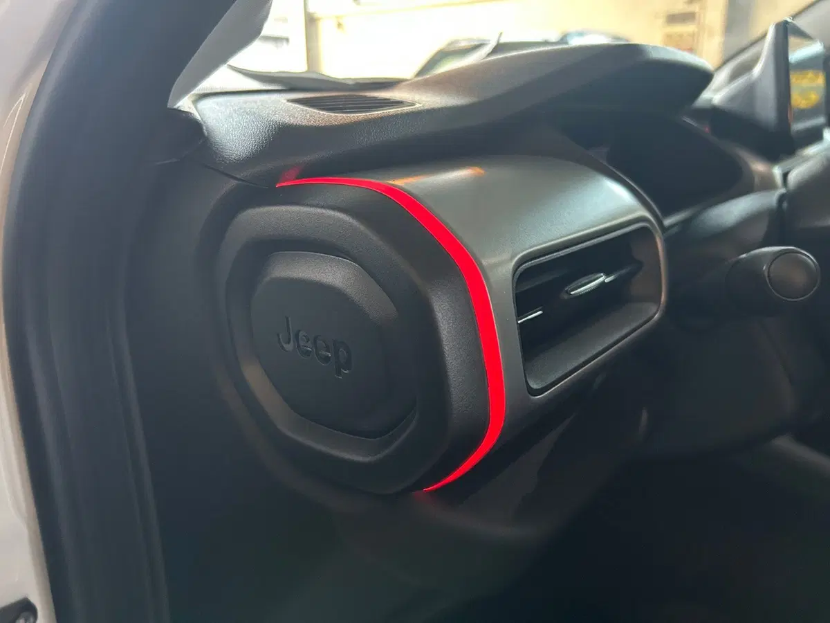 Jeep Avenger nuova a Torino (20)