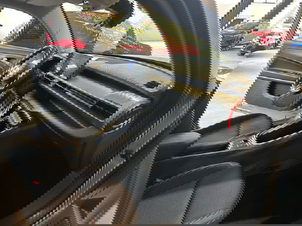 Jeep Avenger nuova a Torino (13)